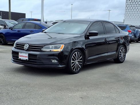 Used 2015 Volkswagen Jetta Sport FWD image 21