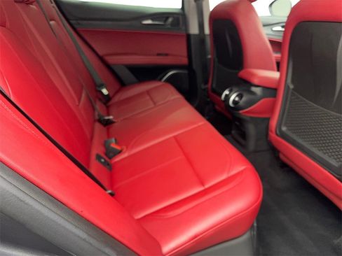 Used 2021 Alfa Romeo Stelvio Sprint w/ Nero Edizione image 38