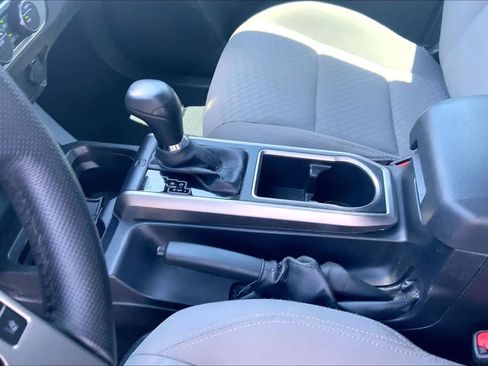 Used 2023 Toyota Tacoma SR5 RWD image 17