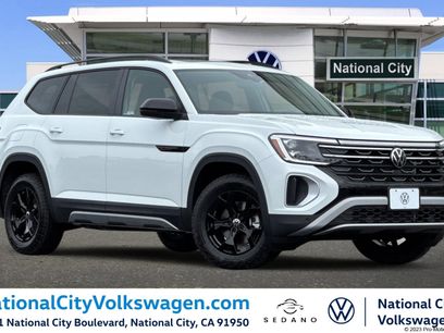 New 2025 Volkswagen Atlas Peak Edition SE