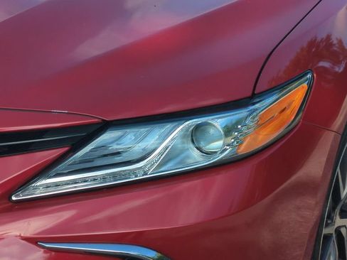 Used 2024 Toyota Camry XLE FWD image 24