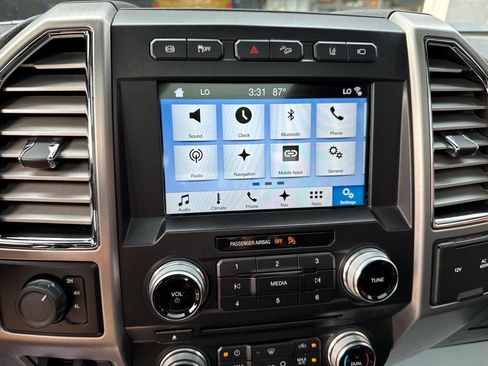 Used 2017 Ford F450 Platinum w/ Platinum Ultimate Package AWD/4WD image 38