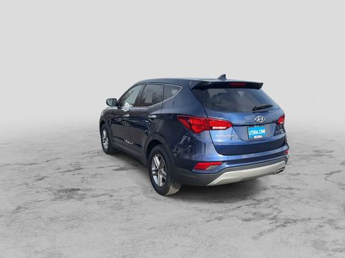 Used 2017 Hyundai Santa Fe Sport image 6