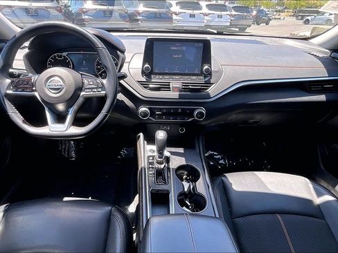 Used 2020 Nissan Altima 2.5 SR w/ Premium Package FWD image 22