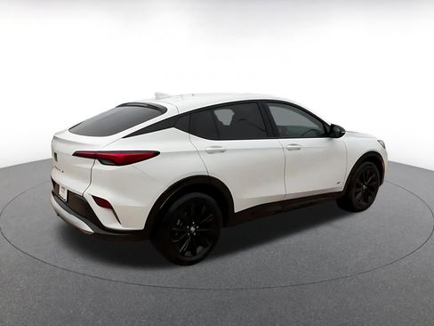 Used 2025 Buick Envista Sport Touring image 14