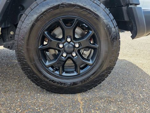 Used 2020 Jeep Wrangler Unlimited Sport AWD/4WD image 11