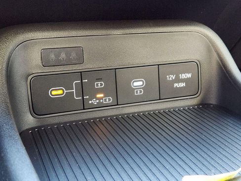 New 2026 Hyundai Kona SE FWD image 17