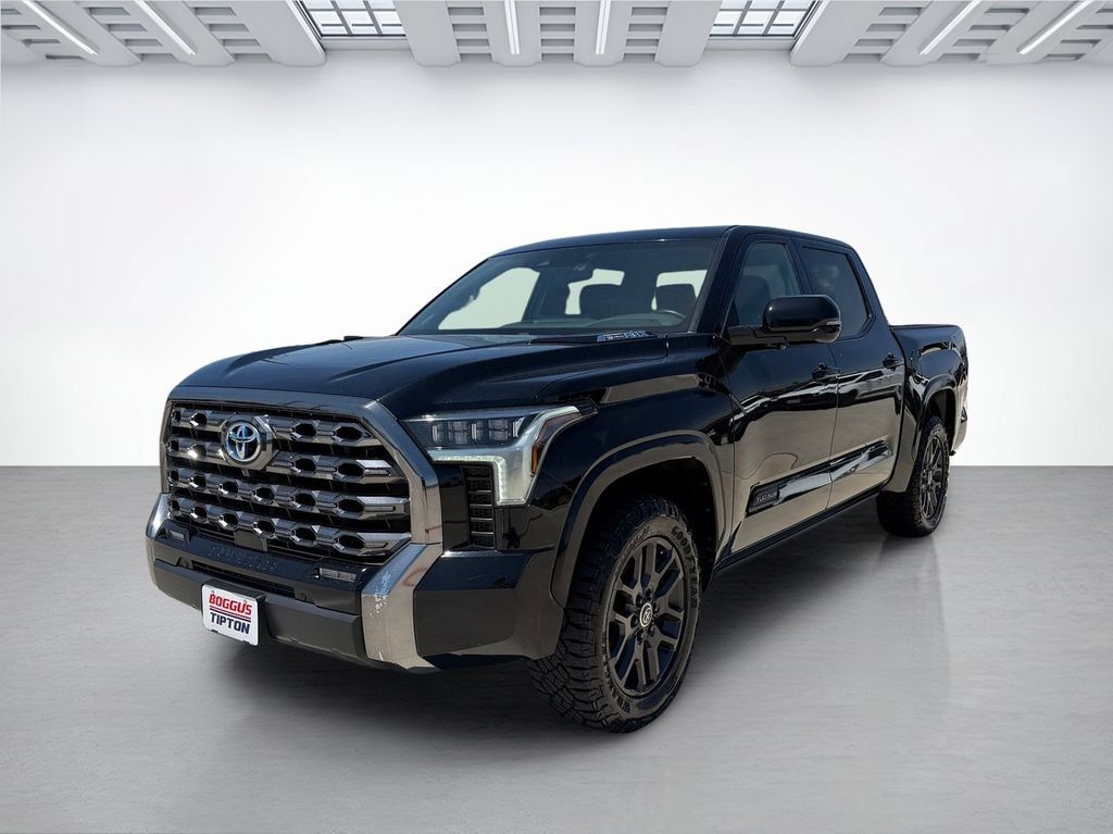 Used 2024 Toyota Tundra Platinum AWD/4WD image 7