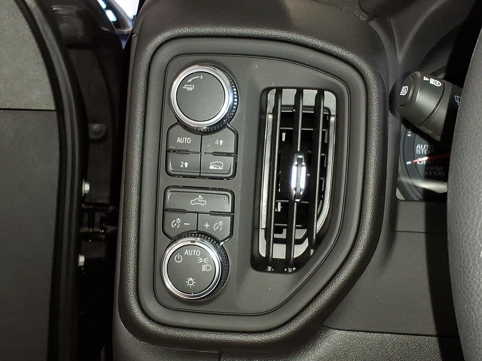 Used 2026 GMC Sierra 1500 Pro w/ Graphite Edition AWD/4WD image 17