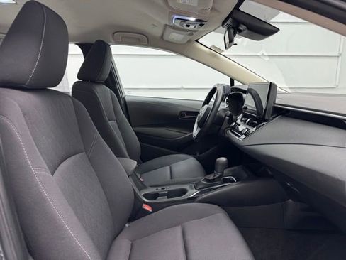 Used 2024 Toyota Corolla LE image 19