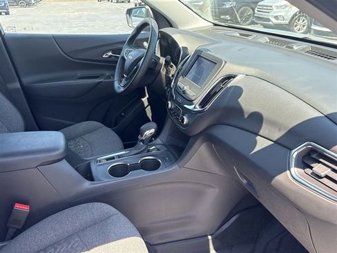 Certified 2024 Chevrolet Equinox LT w/ LPO, Floor Liner Package FWD image 27