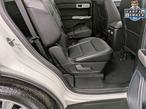 Used 2023 Ford Explorer Limited w/ Limited Technology Package AWD/4WD image 26