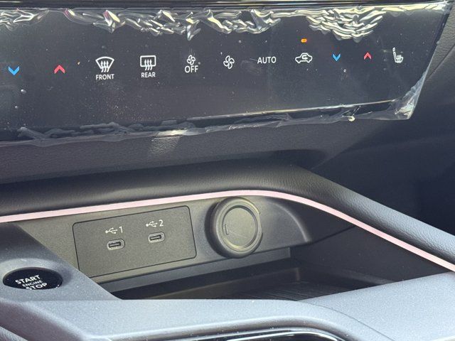 New 2026 Nissan Sentra SR w/ SR All Weather Package FWD image 18