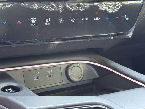 New 2026 Nissan Sentra SR w/ SR All Weather Package FWD image 18