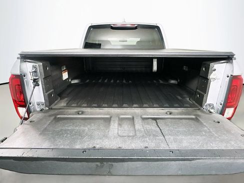 Used 2017 Honda Ridgeline RTL-T image 31