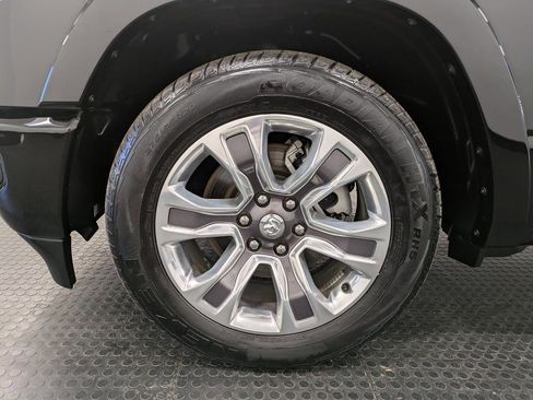 Used 2024 RAM 1500 Limited w/ Body Color Bumper Group image 7