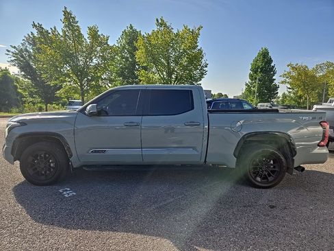 Used 2025 Toyota Tundra Platinum AWD/4WD image 4