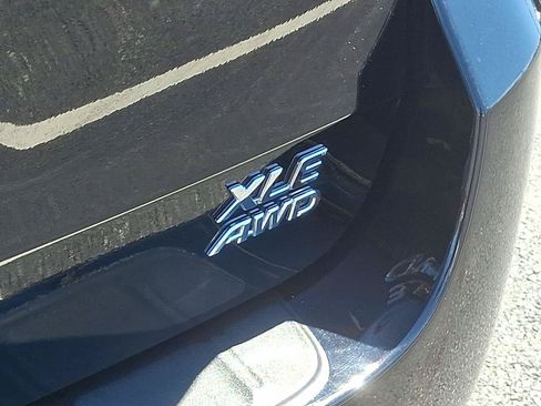 Used 2019 Toyota Sienna XLE AWD/4WD image 31