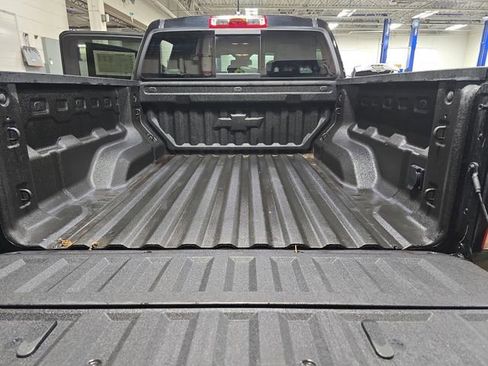 Used 2023 Chevrolet Colorado Z71 w/ Z71 Convenience Package 2 image 15