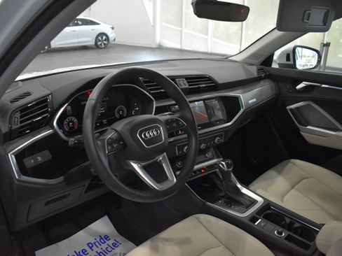 Used 2023 Audi Q3 2.0T Premium Plus w/ Premium Plus Package AWD/4WD image 12