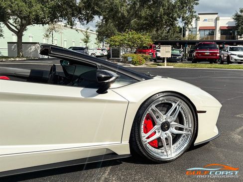 Used 2018 Lamborghini Aventador S image 61