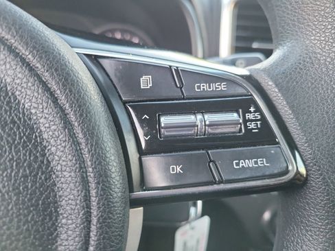 Used 2021 Kia Sportage LX image 6