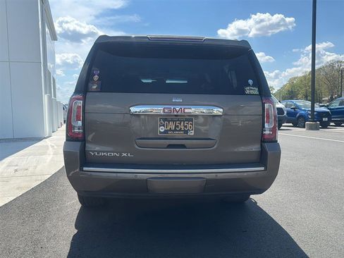 Used 2016 GMC Yukon XL Denali w/ Open Road Package image 13