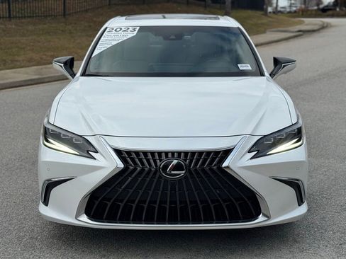 Certified 2023 Lexus ES 300h Ultra Luxury image 8