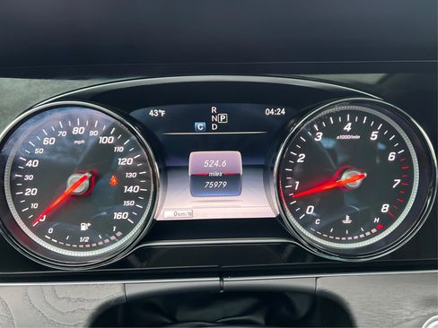 Used 2018 Mercedes-Benz E 400 4MATIC Coupe w/ Premium 1 Package image 13