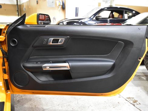 Used 2018 Ford Mustang EcoBoost Fastback image 37