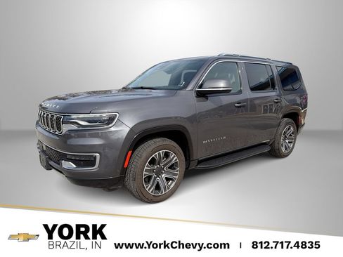 Used 2022 Jeep Wagoneer Series III AWD/4WD image 1