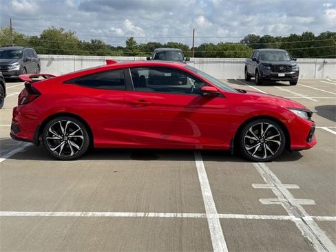 Used 2018 Honda Civic Si image 2