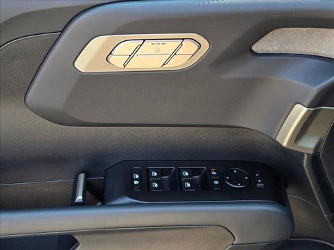 Used 2027 Kia Telluride S w/ Towing Package AWD/4WD image 27