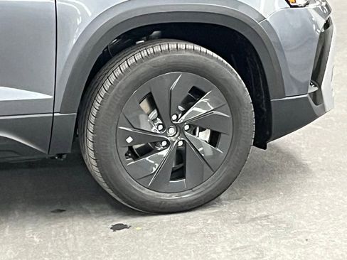 New 2026 Volkswagen Taos S image 36