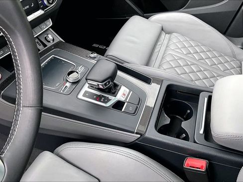 Used 2018 Audi SQ5 Prestige AWD/4WD image 17