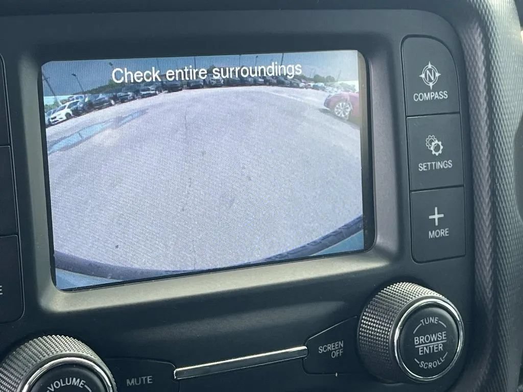 Used 2018 Jeep Wrangler Unlimited Sport S AWD/4WD image 35