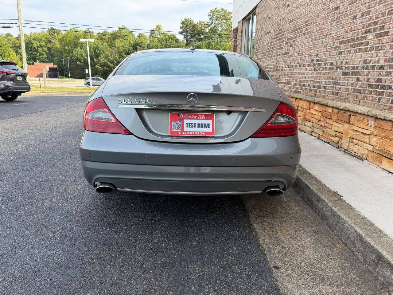 Used 2011 Mercedes-Benz CLS 550 image 4