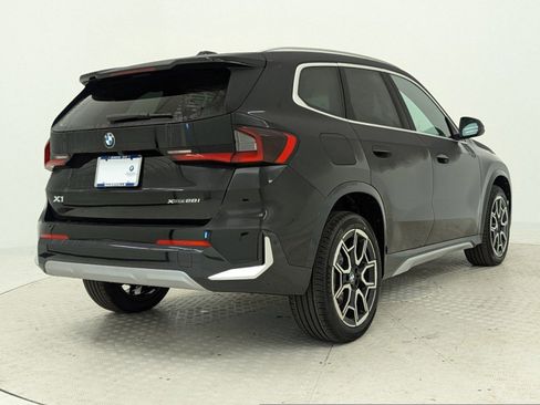 Used 2025 BMW X1 xDrive28i w/ Convenience Package image 9