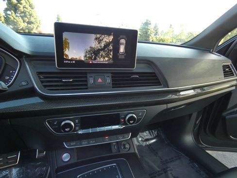 Used 2019 Audi SQ5 Premium Plus w/ Premium Plus Package image 68