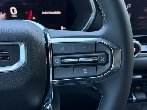 New 2026 GMC Canyon Elevation w/ Convenience Package image 27