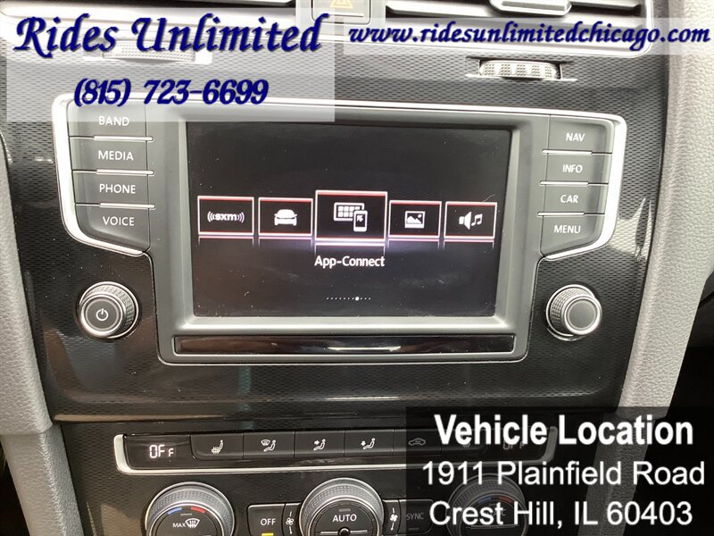 Used 2017 Volkswagen GTI Autobahn FWD image 18
