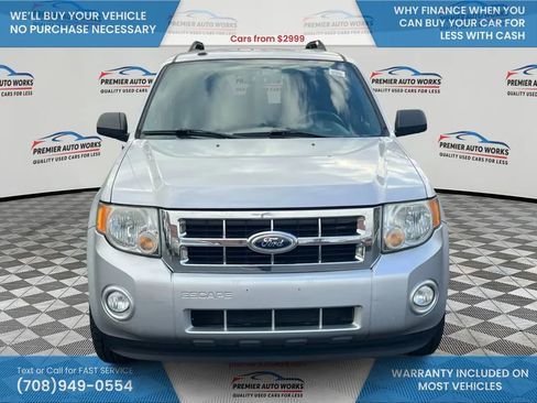 Used 2010 Ford Escape XLT image 2