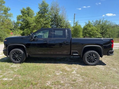 New 2026 Chevrolet Silverado 2500 LTZ w/ LTZ Plus Package AWD/4WD image 8