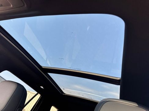 New 2026 Chevrolet Equinox LT w/ Convenience Package II image 19