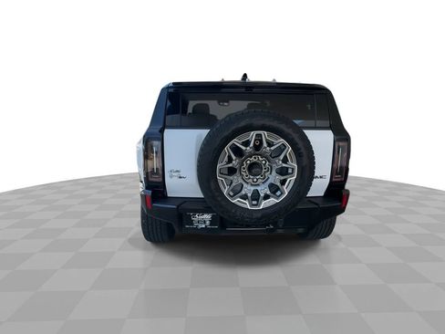 Certified 2025 GMC Hummer EV 3X AWD/4WD image 7