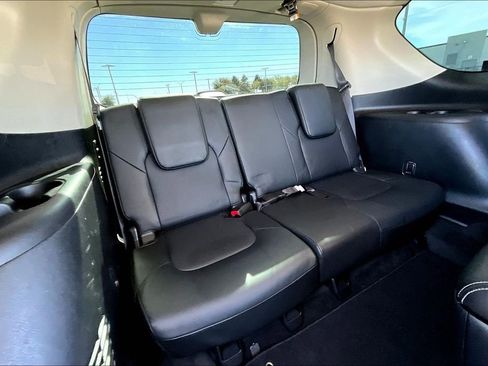Used 2020 Nissan Armada Platinum w/ Captain's Chairs Package image 35