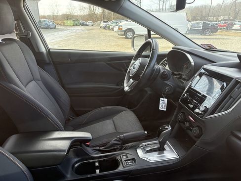 Used 2018 Subaru Crosstrek 2.0i Premium AWD/4WD image 5