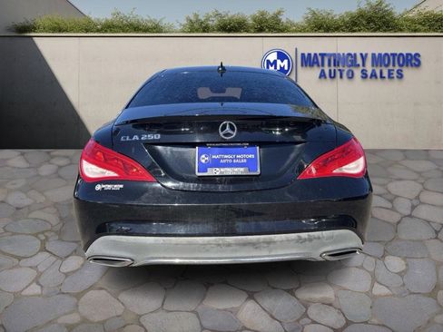 Used 2018 Mercedes-Benz CLA 250 image 7