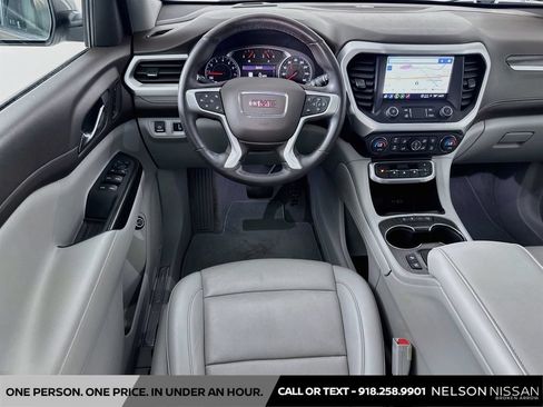 Used 2023 GMC Acadia SLT w/ Preferred Package FWD image 24