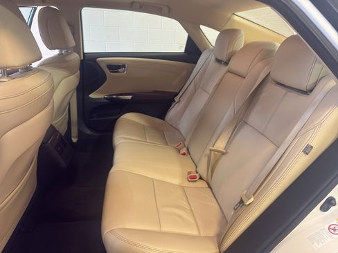 Used 2015 Toyota Avalon XLE Touring image 29